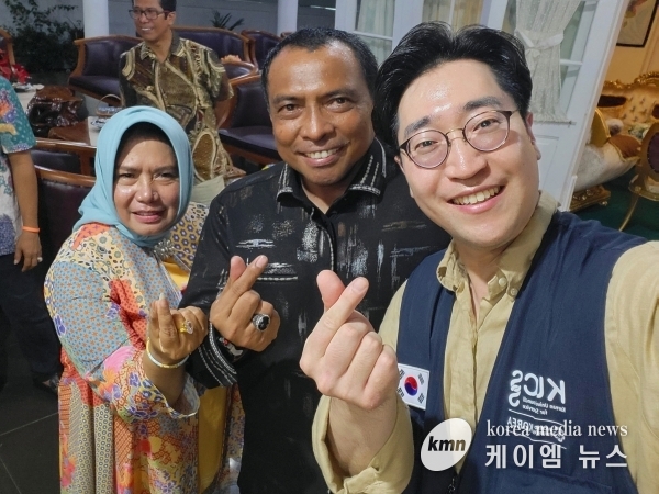 김도현 안양시의원, 인도네시아 바우바우시 시장 감사패 받아… “공공외교 모범사례 만들어갈 것”