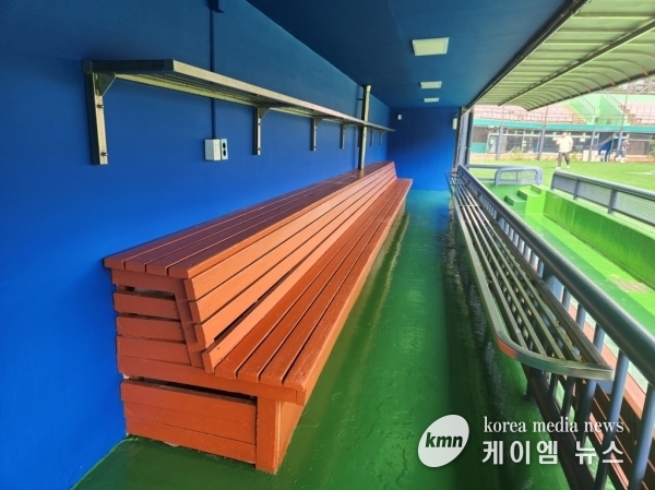 안양시, 석수체육공원 새 단장…야구장 잔디·주차시스템 등 재정비