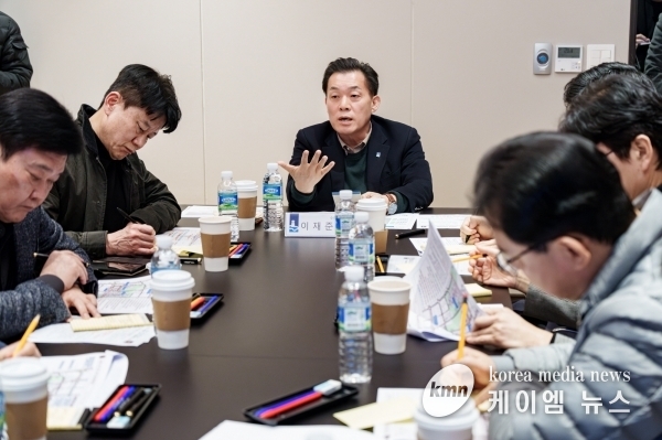 이재준 수원시장, “스타필드수원 주변 주민들이 고통받지 않도록, 실효성 있는 교통개선방안 수립하라”