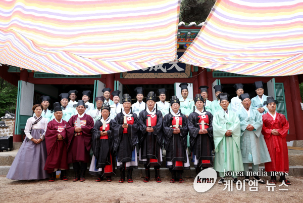 하은호 군포시장 초헌관으로 석전 봉행