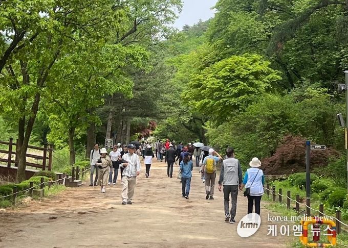 서울대 관악수목원, 한국-인도 현대작가교류전 전시기간 일부 개방
