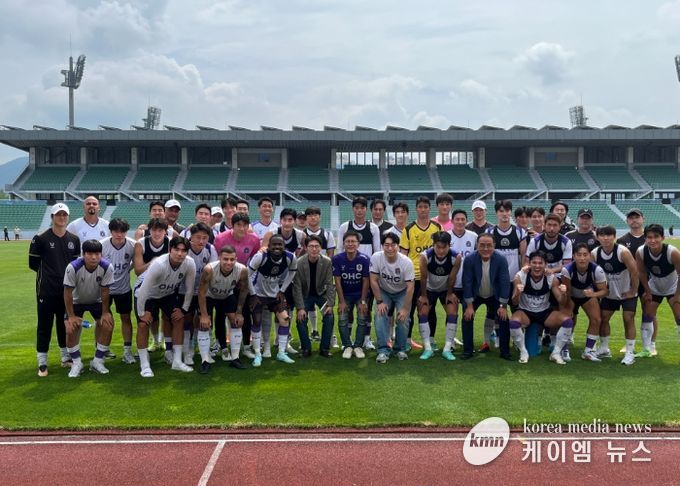 안양시의회 총무경제위원회, FC안양 하계 전지훈련장 방문 및 선수 격려