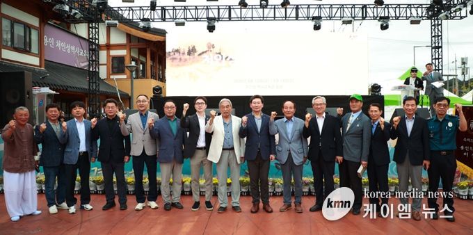 이상일 용인특례시장은 13일 '제4회 처인성문화제 페스티벌'에 참석했다