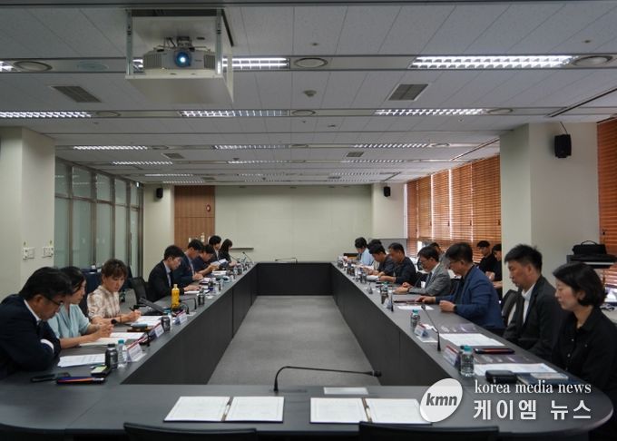 인구구조 변화와 정책 전략 국제세미나