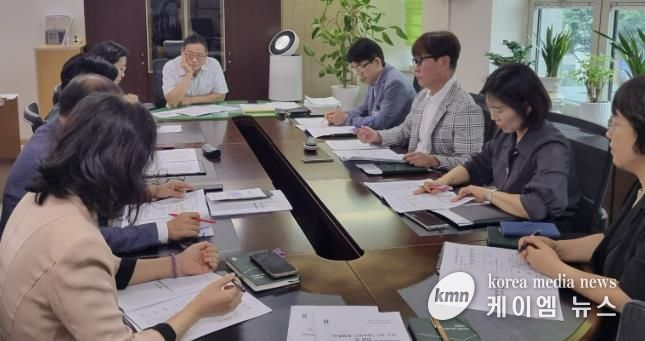 지난 16일, 부천시는 남동경 부시장을 주재로 민생회복 소비쿠폰 2차 지급을 위한 전담팀(TF) 회의를 열고 준비 상황을 점검했다.