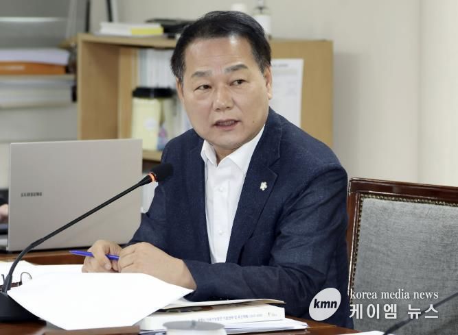 광명시의회 안성환 의원, 인공지능 기본 조례안 본회의 통과