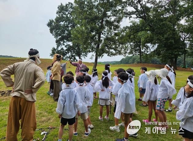 용인특례시 처인성을 중심으로 고려시대 용인 역사를 이해하는 '생생국가 유산' 참여 모습