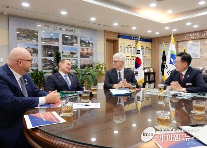 프랑스 관계자와 우호 협력 논의