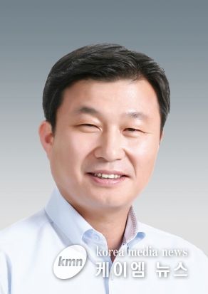 경기도의회 경제노동위원회 소속 한원찬 의원(국민의힘, 수원6)