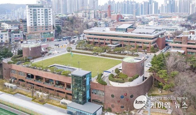 시청 전경