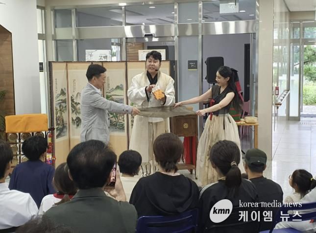 여주시 대신도서관, 전통마술 '조선마술패, 도서관에서 만나다' 성료