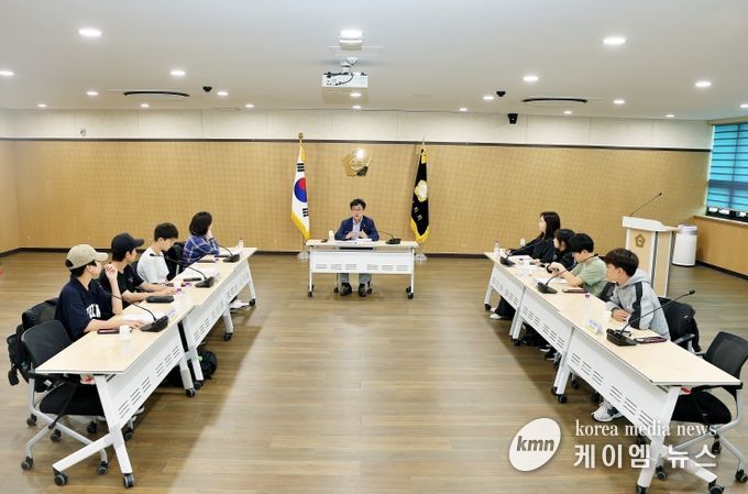김태흥 부의장, 의왕시 대안교육기관 학생들과 시의회 참관 함께 해