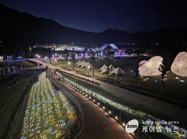 포천 한탄강 가든 나이트 투어로 빛나는 밤을 즐기자!포천 한탄강 가든 나이트 투어로 빛나는 밤을 즐기자!