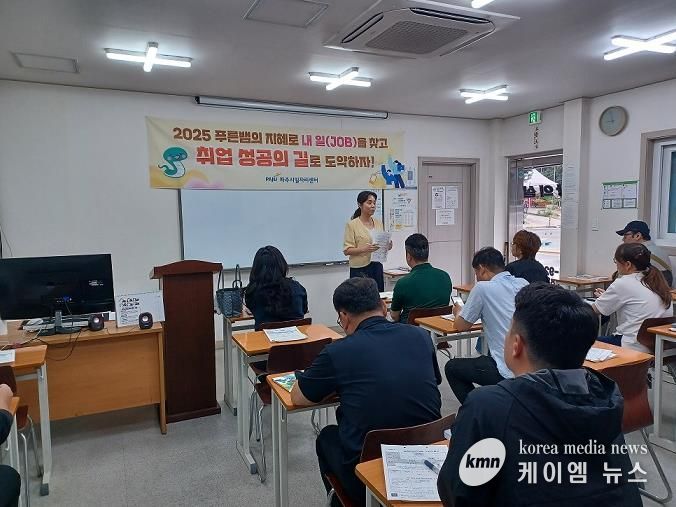 파주시, 중장년층 위한 지게차 운전기능사 과정 운영