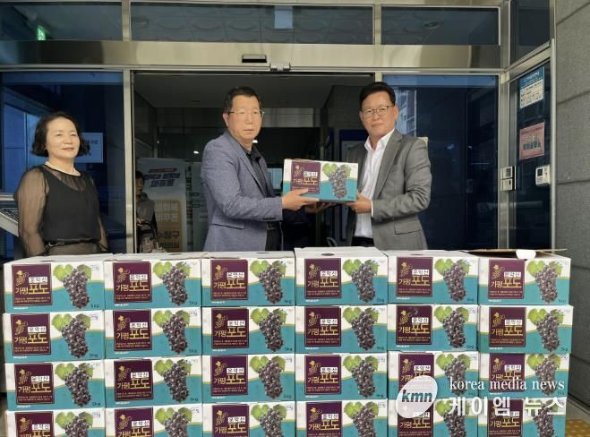 가평 상면주민자치회, 인천서 포도 판매 교류행사