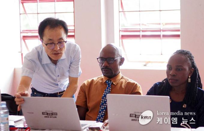 우간다공화국 교사 대상 현지 연수