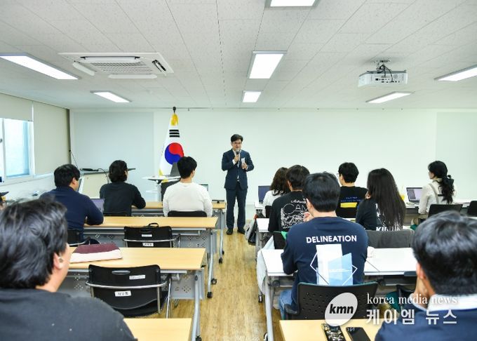 4-H 연합회 회원 역강강화 교육 모습