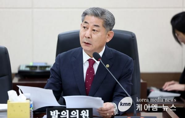 정해권 의장 발의 모습 사진
