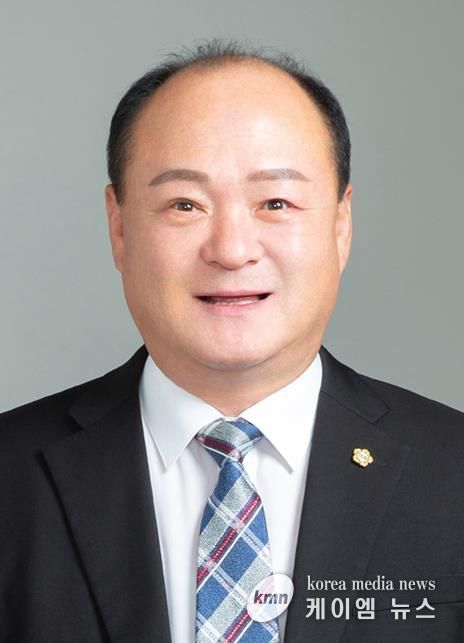 강원특별자치도의회 식품사막과 재선충병, 두 위기의 경고등… 류인출 의원 “도민 체감정책 시급”