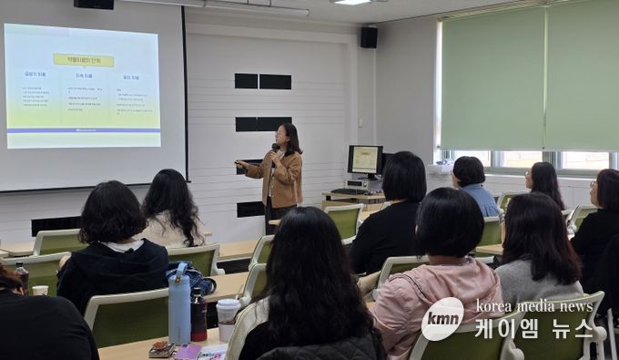 학교상담역량 강화 위한 ‘청소년 약물치료’ 연수