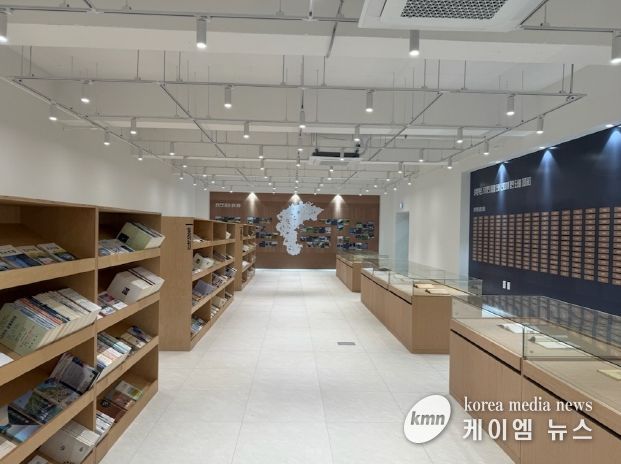 ‘충북문학관 팝업전시‘ 개막