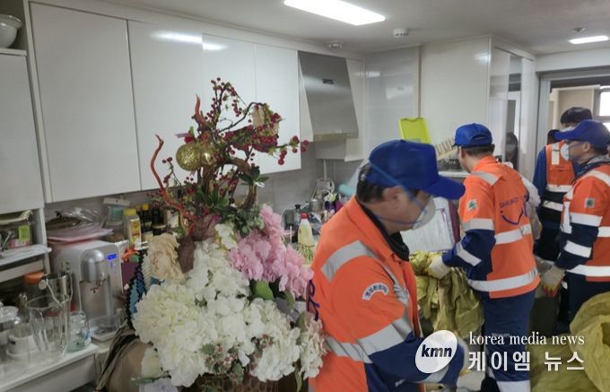 장곡동, ‘똑똑 주거환경 클린사업’으로 취약 가구에 깨끗한 보금자리 마련