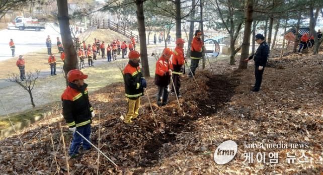 산불 방화선 구축 교육 모습