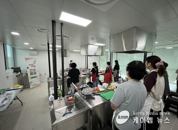 만성질환 위험 낮추는 건강한 한 끼… 파주시 운정보건소 요리교실 큰 호응