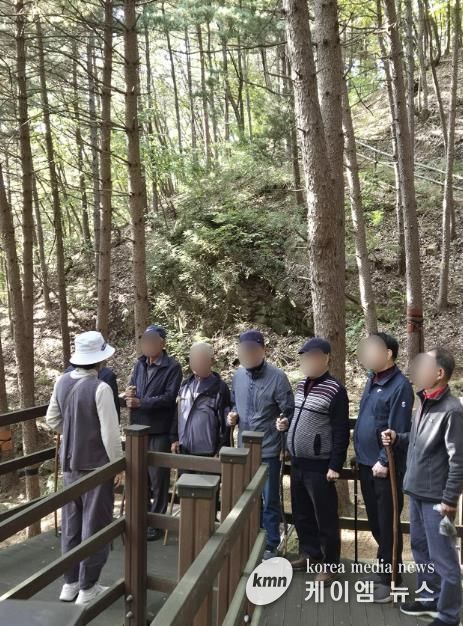 동두천시치매안심센터, 송내2통 치매안심마을 대상 산림치유프로그램 실시