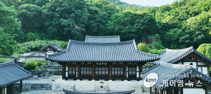 설봉서원, 오현(五賢)을 기리는 추향제 봉행