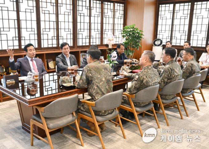 드론작전사령관 접견