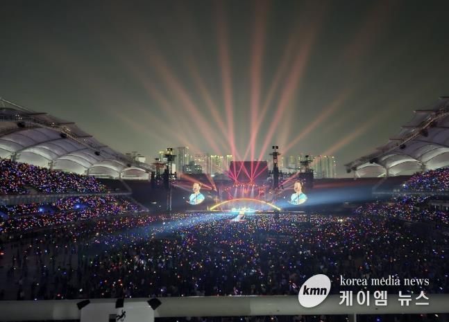 고양종합운동장에서 열린 콜드플레이 내한공연(사진 제공=라이브네이션코리아)