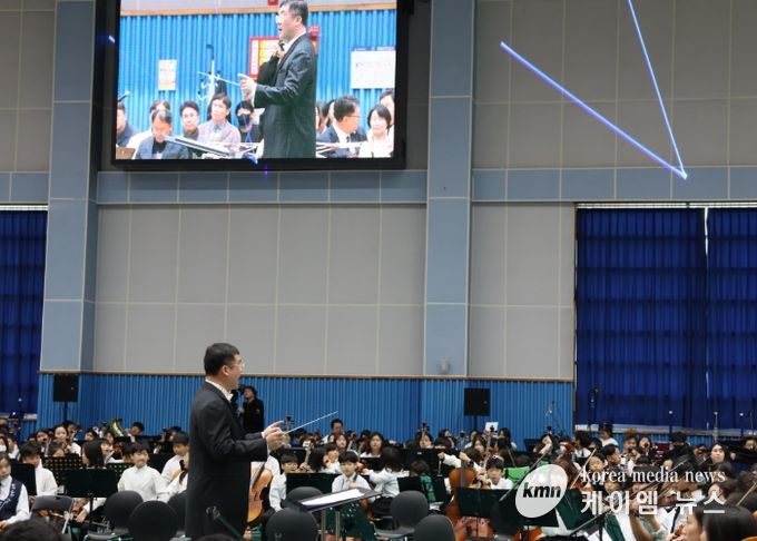 가평의 자연, 음악으로 물들다  2025 가평 가을愛 예술路 물별숲 학생 음악제 성료