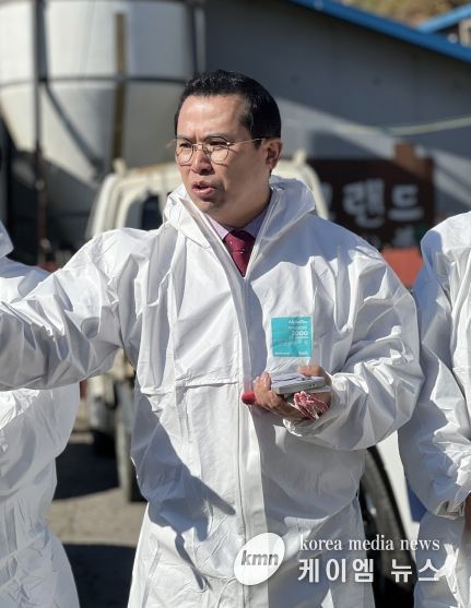 이오수 경기도의원, 양평 축산악취 저감 농가 현장 방문