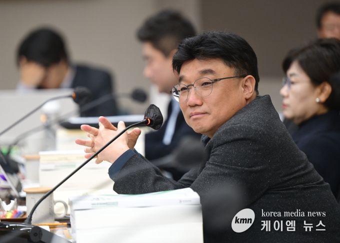 경기도의회 교육행정위원회 소속 김회철 의원(더불어민주당·화성6)