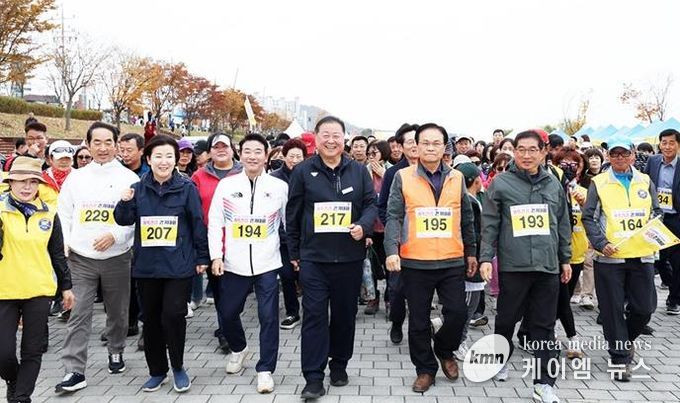 파주시, 평화경제특구 유치 염원 걷기대회 성황리 개최