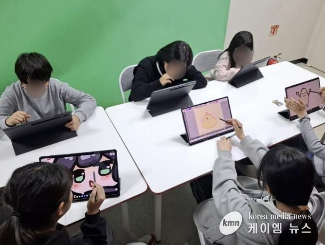 성남시청소년청년재단 수정유스센터, AI 활용해 웹툰부터 디지털북까지…청소년 창작력 쑥쑥