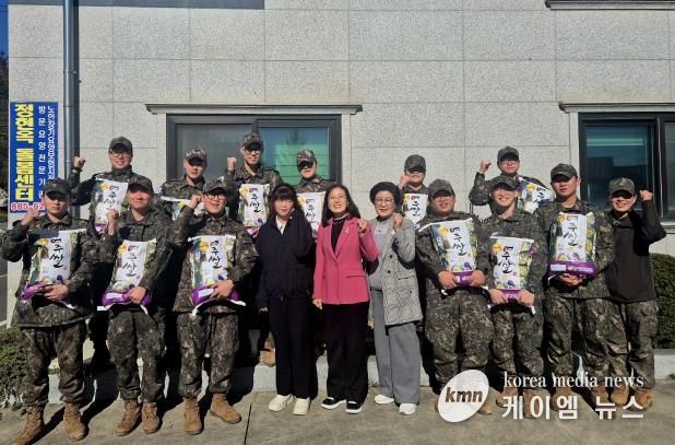 육군 제9158부대와 7136 다련장 사격대 소속 벧엘교회, 여주시 대신면 장기요양기관 2곳에 사랑의 쌀 기부