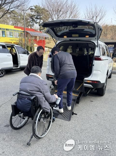 특별교통수단 탑승 중인 이용객