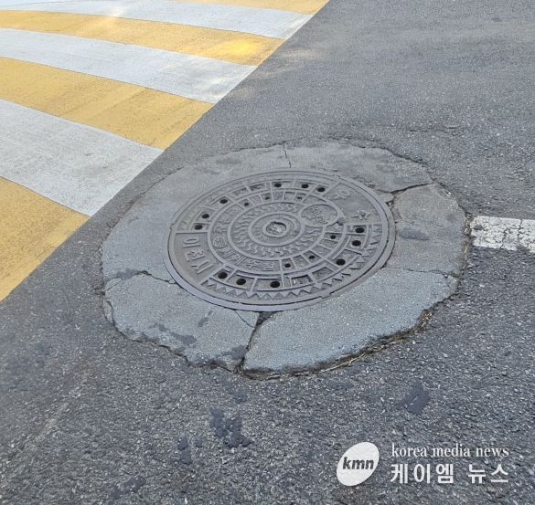 이천시, 설봉공원 노후 맨홀 정비 실시