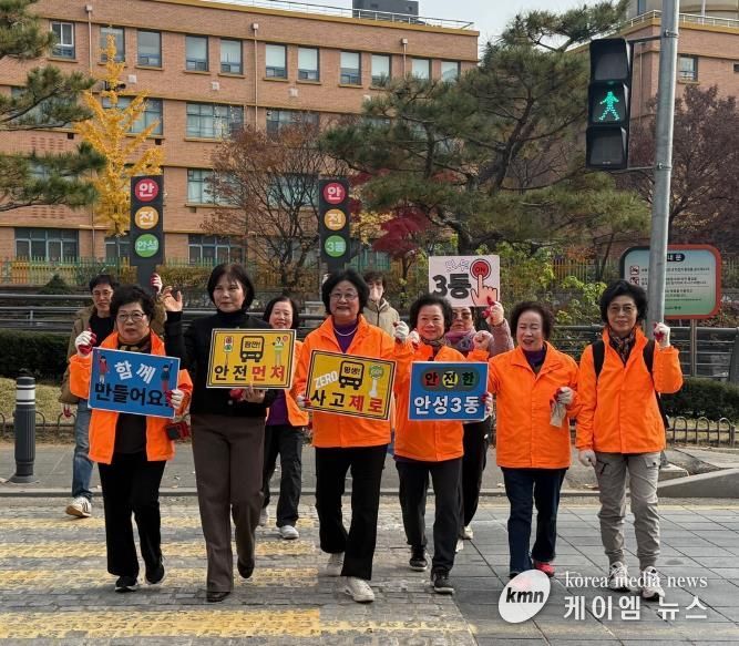 깨끗하고 안전한 우리 마을, 안성3동 주민자치위원회가 앞장서다!