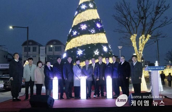 연천군, ‘2025 크리스마스 빛의 거리 점등식’ 개최
