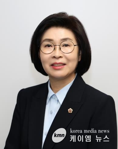 강원특별자치도의회 엄윤순 위원장, “여성어업인 예방접종사업 불용률 76%”