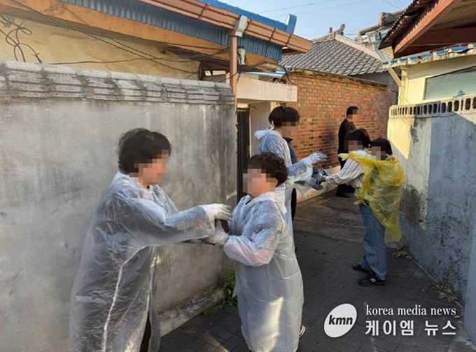 의정부시 고산동, 하늘샘교회, 빼뻘마을 취약계층 위해 사랑의 연탄 나눔