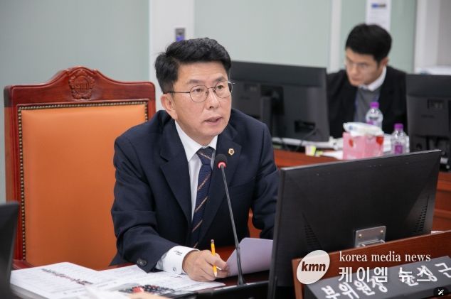 경기도의회 윤성근 의원