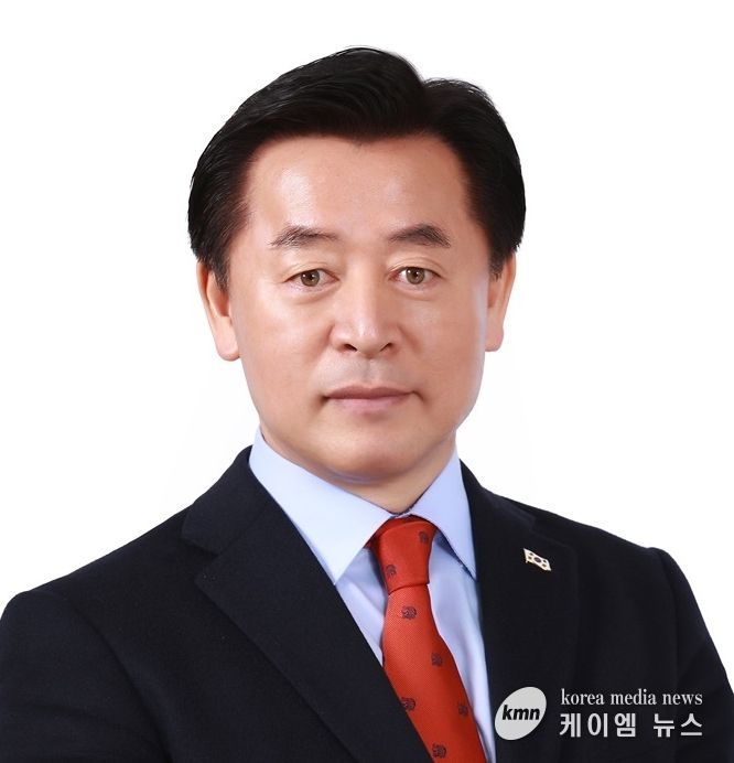 충남도의회는 이종화 의원