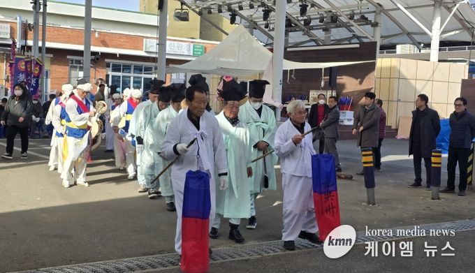 ‘원홍주등육군상무사 공문제’