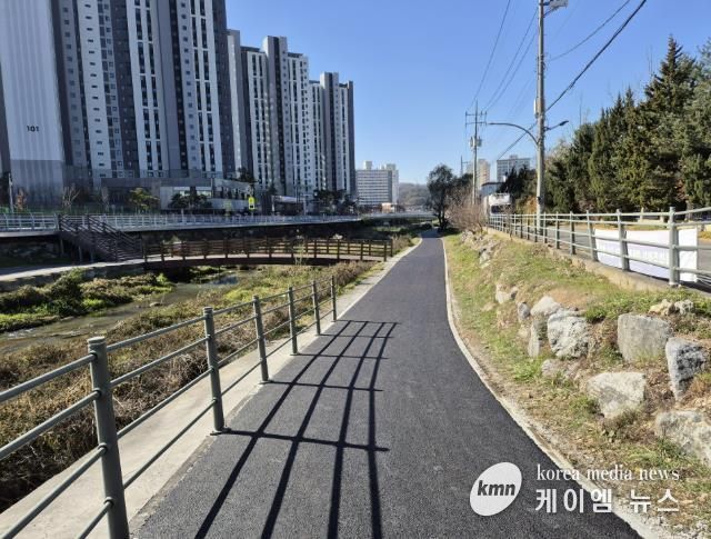 용인특례시 처인구 금어천 자전거·보행자 겸용도로 정비 완료