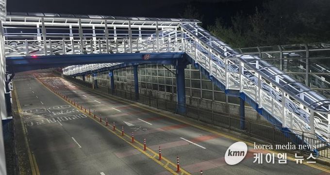 오산시, 가수초 보도육교·매홀중 통학로 캐노피 설치 완료…학생 안전·보행 환경 크게 개선