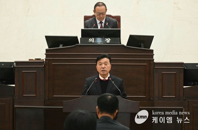 최재구 군수 시정연설 모습